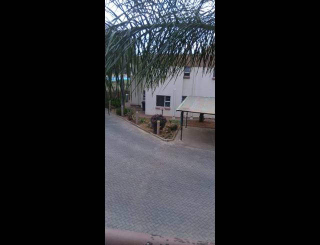 1 BEDROOM APARTMENT FOR SALE IN BEDFORD GARDENS